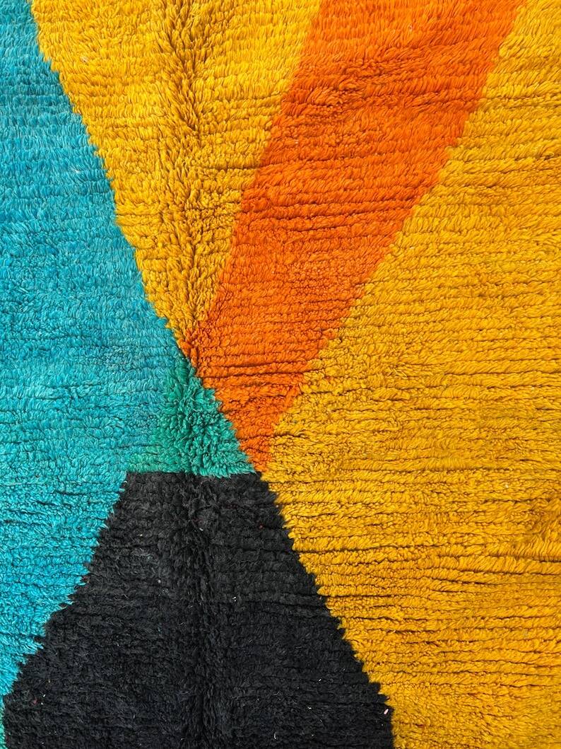 Moroccan handmade rug 250cm x 150cm