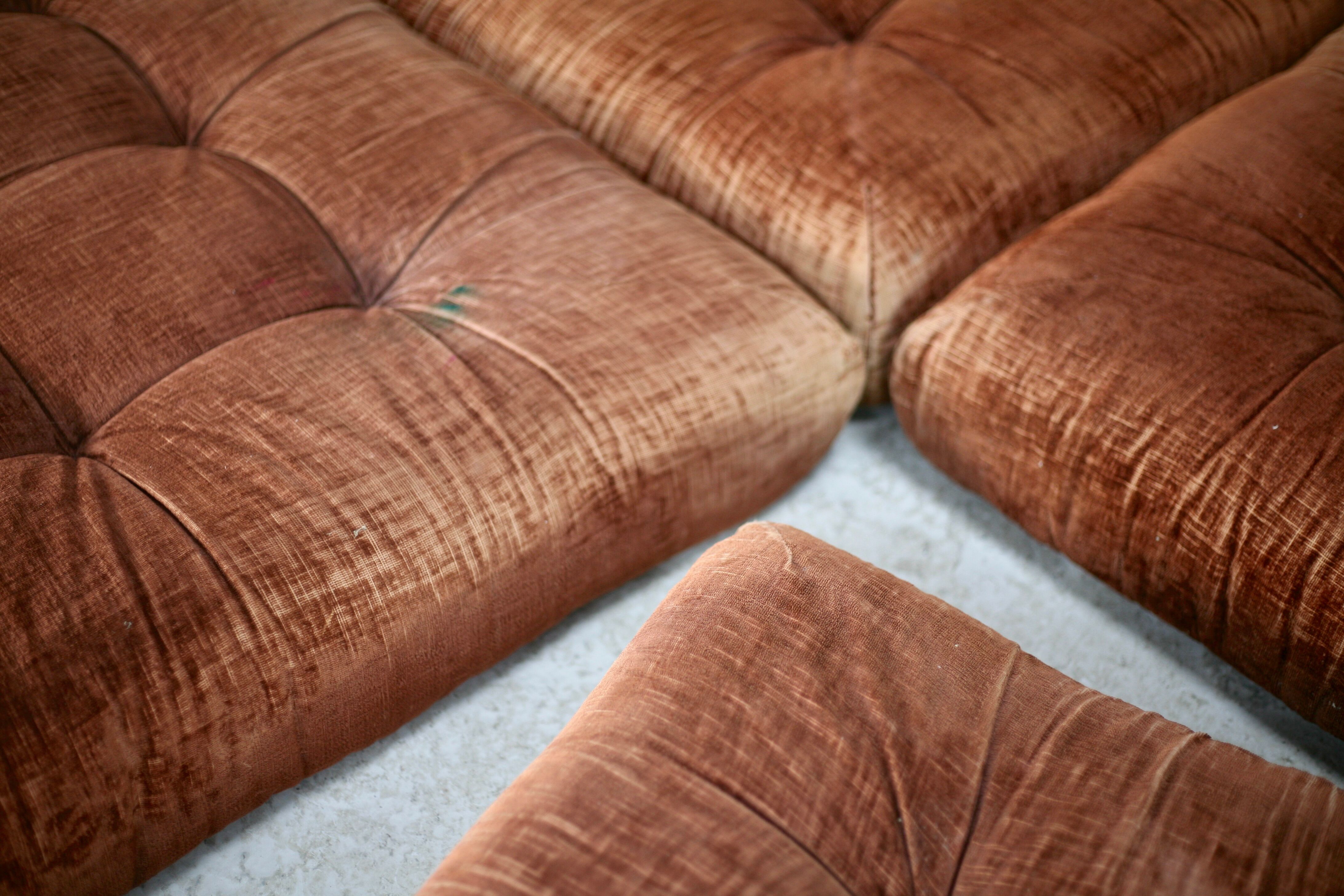 Mah Jong sofa by Hans Hopfer. Roche bobois, France, 1971