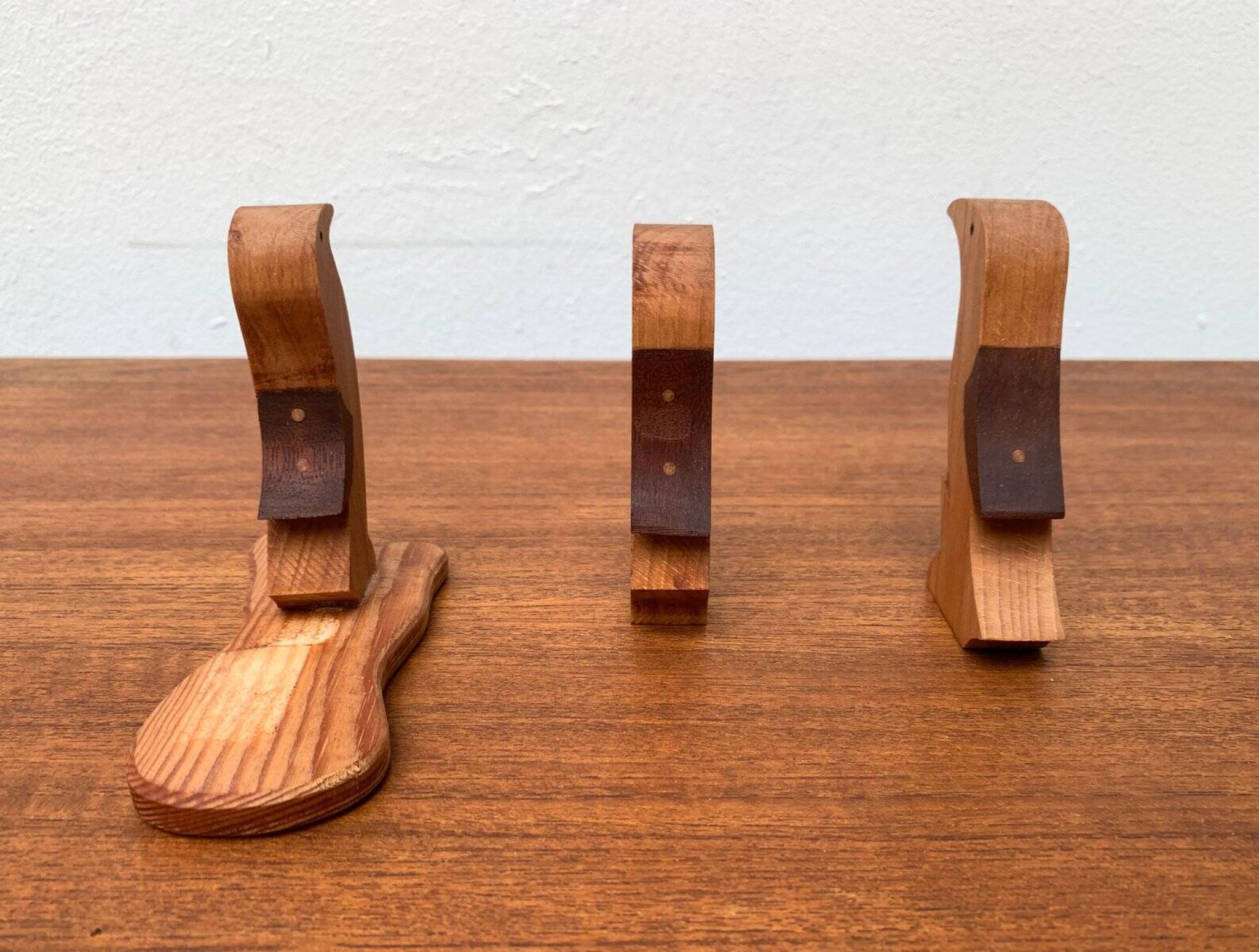 Vintage wooden penguin sculpture, set of 3.