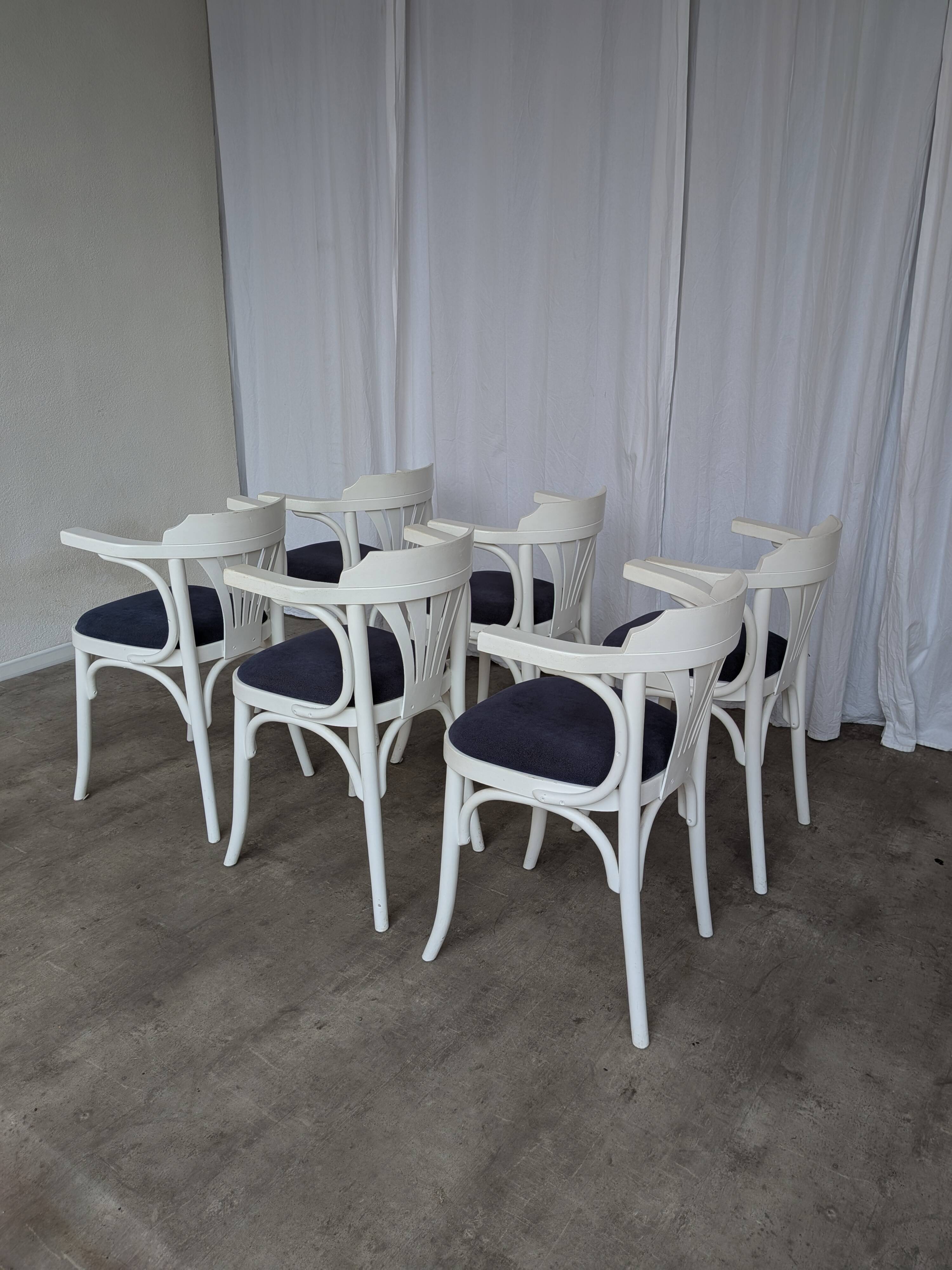 Ensemble de 6 chaises de salle à manger vintage en bois courbé blanc / fauteuil de style Thonet des années 1970