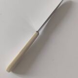 Set of 12 stainless steel and bakelite knives