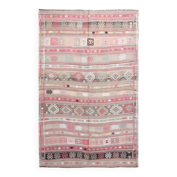 Kilim vintage multicolore motifs ethniques, charme bohème éclatant