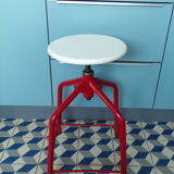 Screw workshop stool