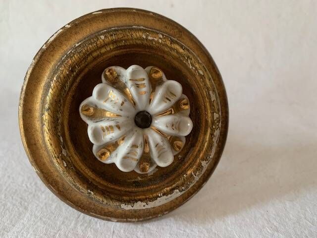Large round door handles in gilded wood and Old Paris porcelain, circa 1900