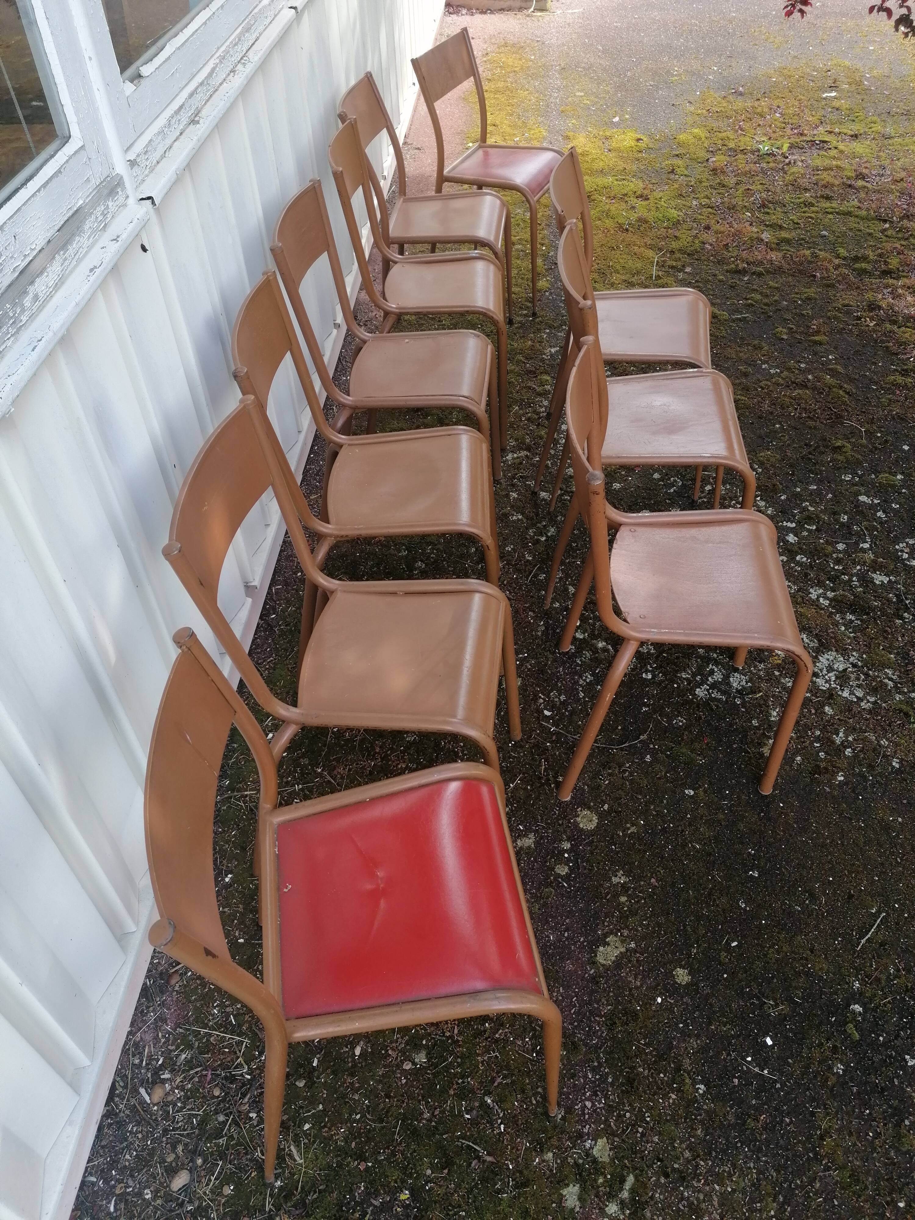 Lot 10 chaises d'école