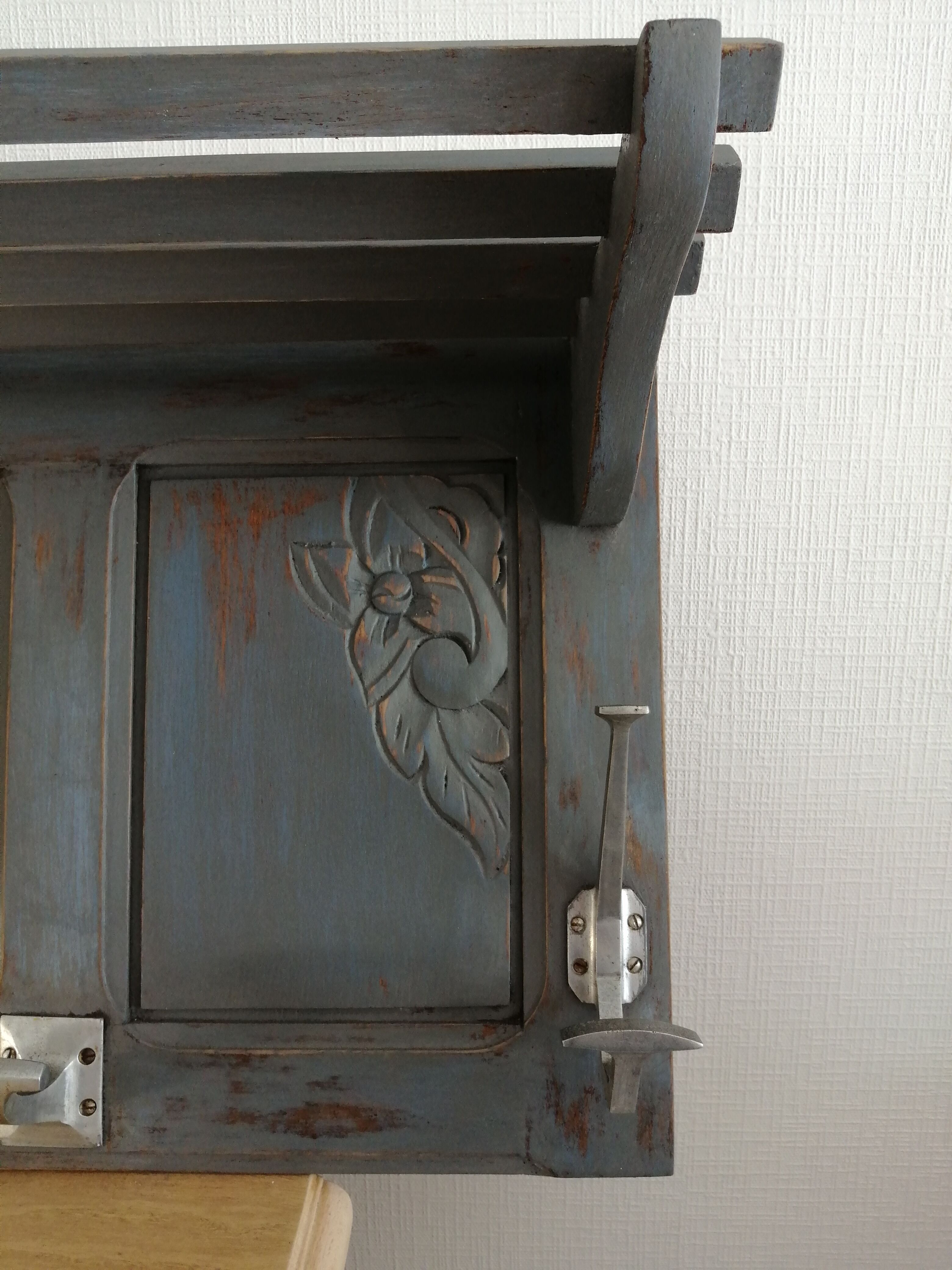 Wooden wall coat holder