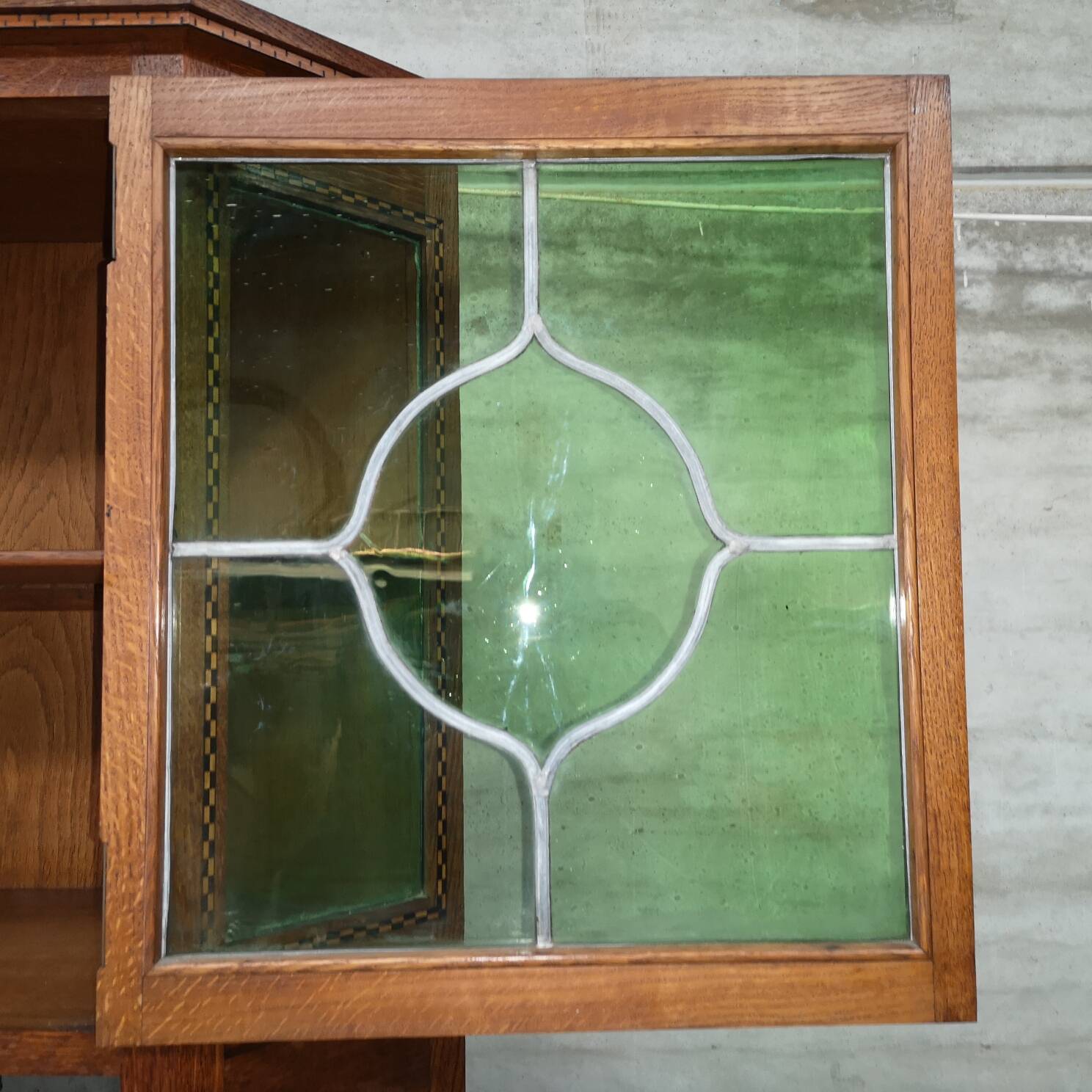 Corner cabinet oak art craft art nouveau 1920