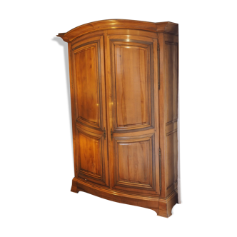 Solid wood cabinet