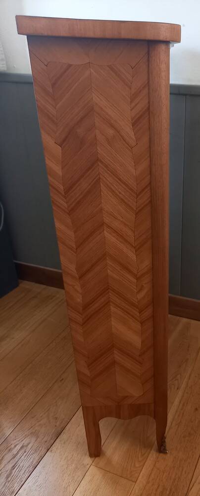 Bibus marquetry furniture