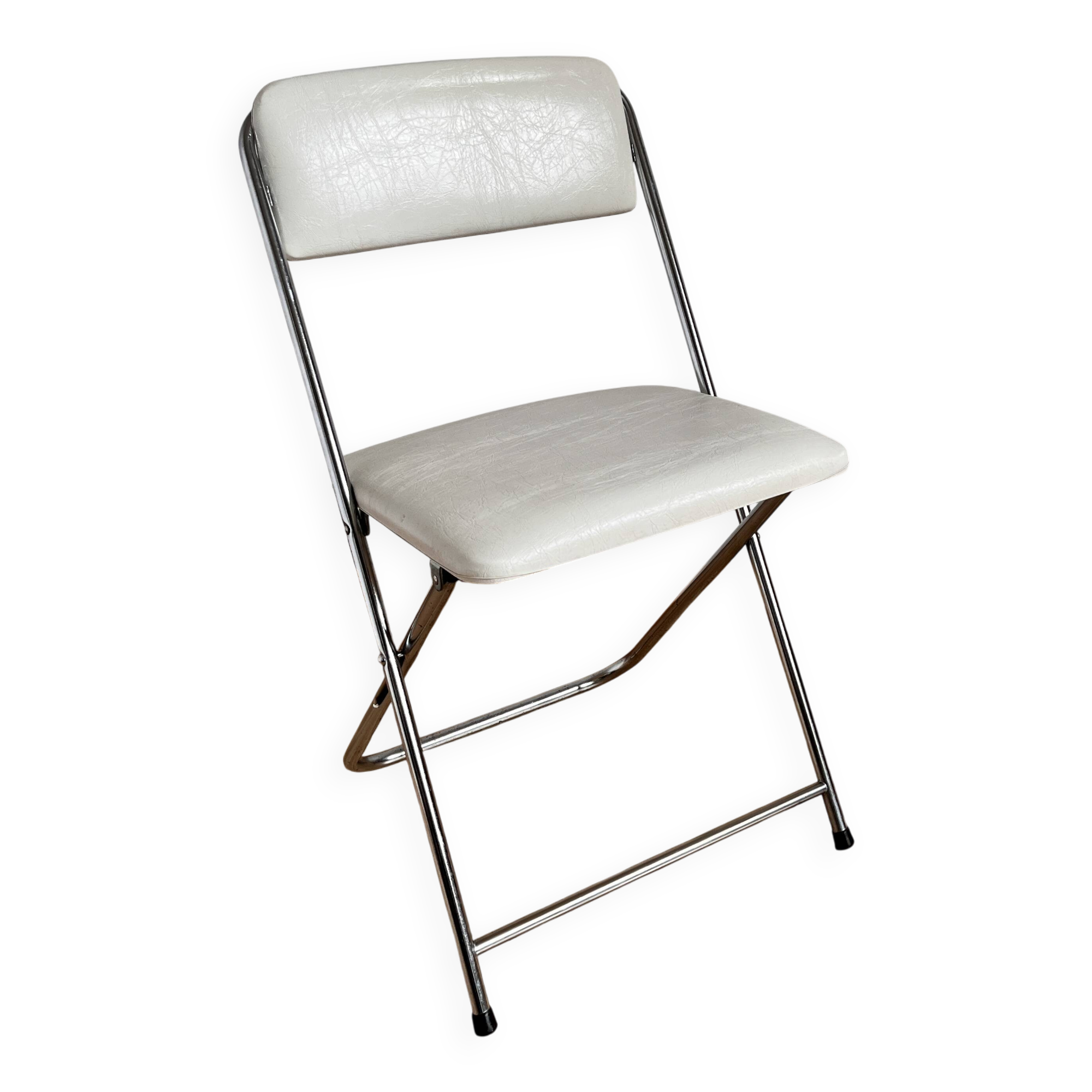 Folding chair in faux leather