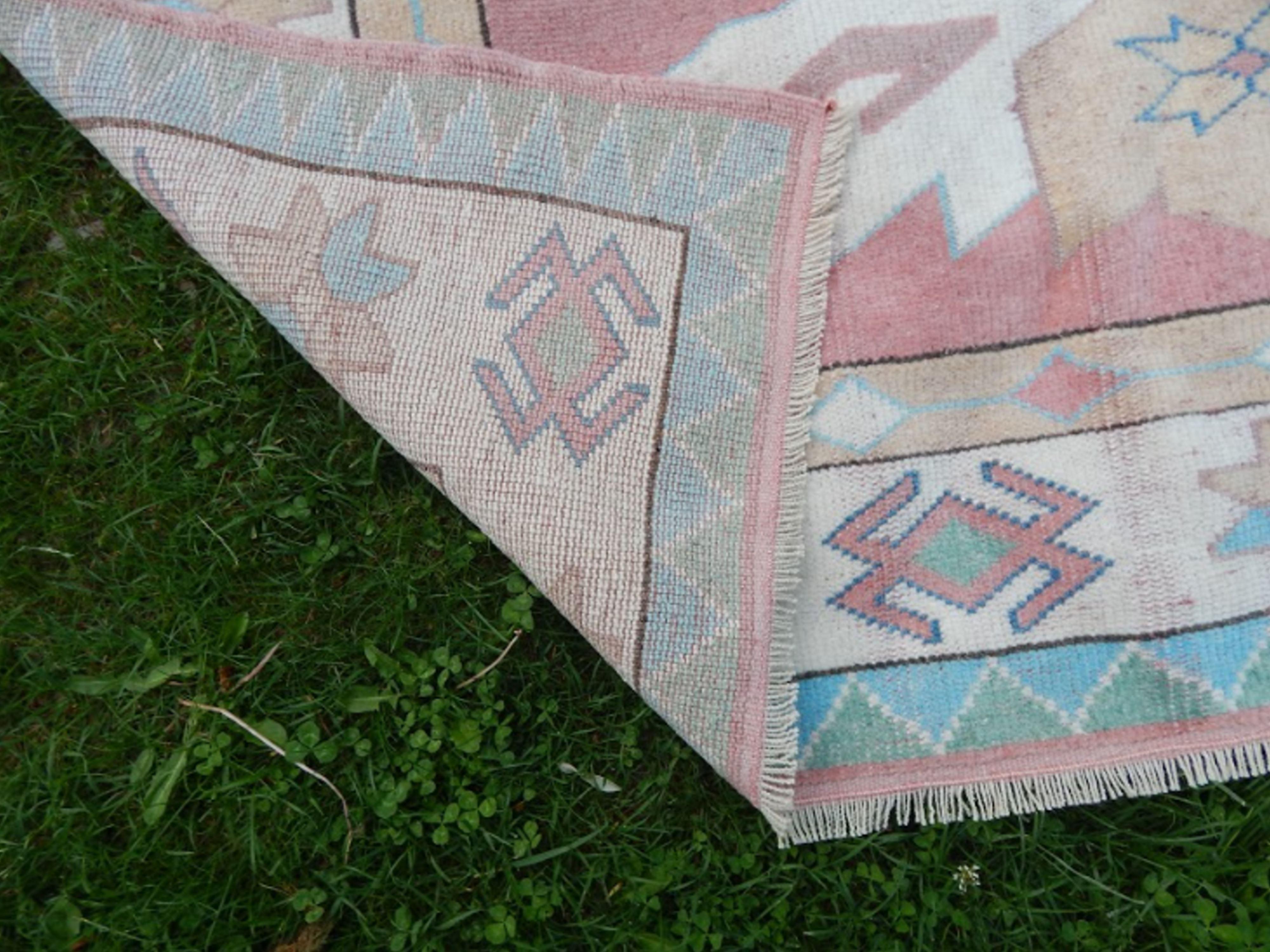 Vintage Turkish Oushak rug with soft color hand knotted rug 170 x 216 cm
