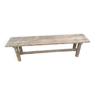 Aerogommed solid wood bench