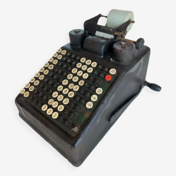 Machine a calculer clavier complet