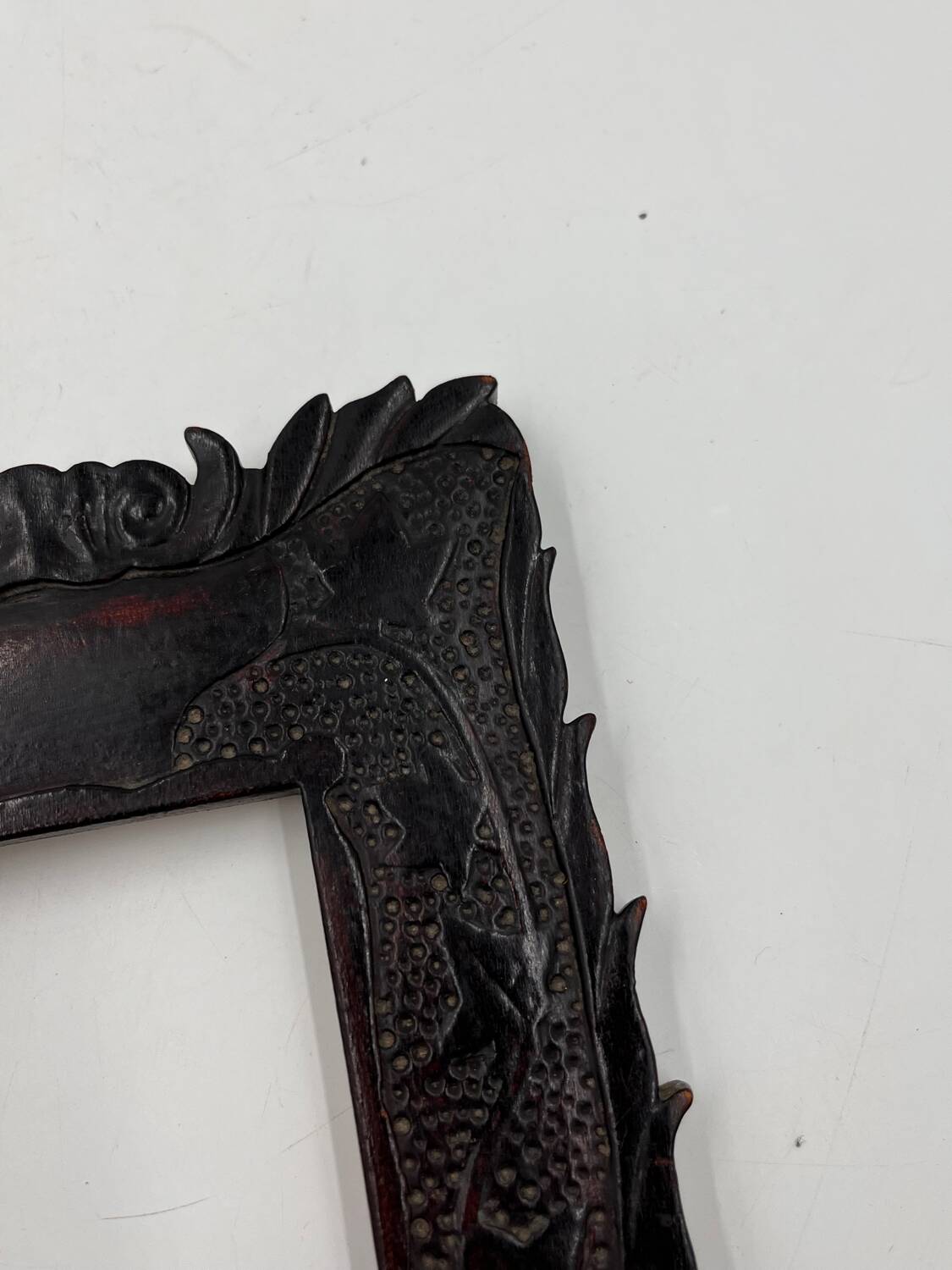 Lot de trois cadres en bois