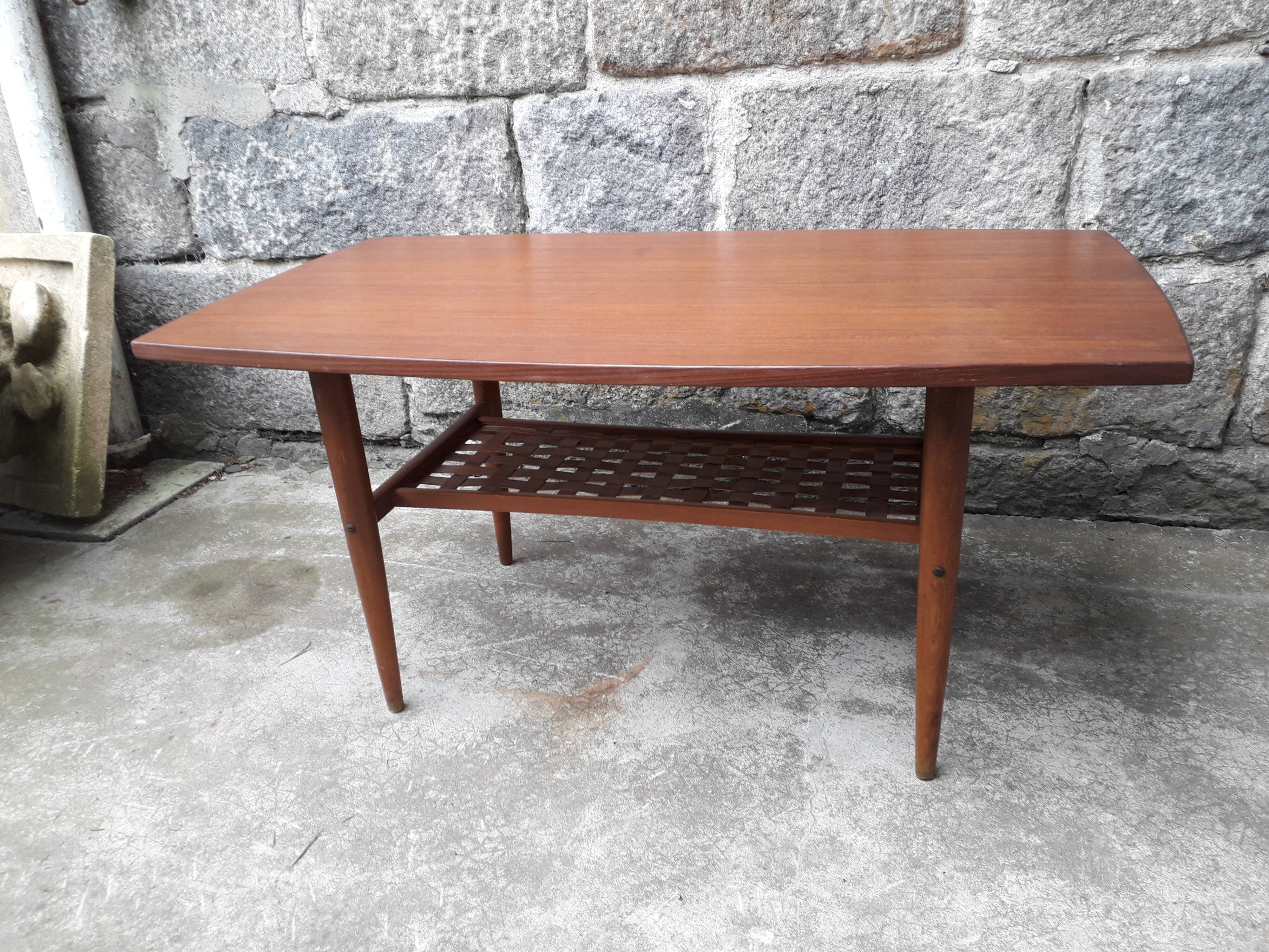 Scandinavian coffee table Alberts Tibro, Sweden