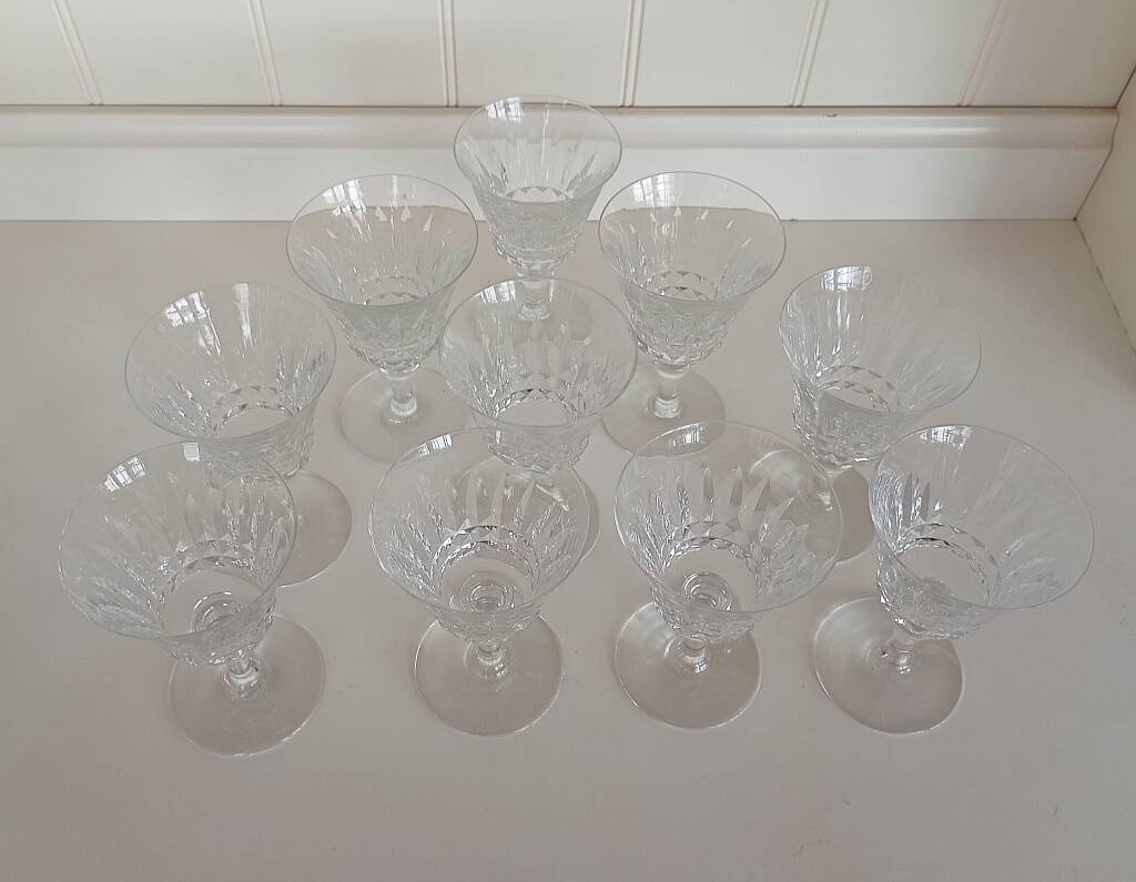 Set of 10 Baccarat Piccadilly Cut Crystal White Wine / Port Glasses
