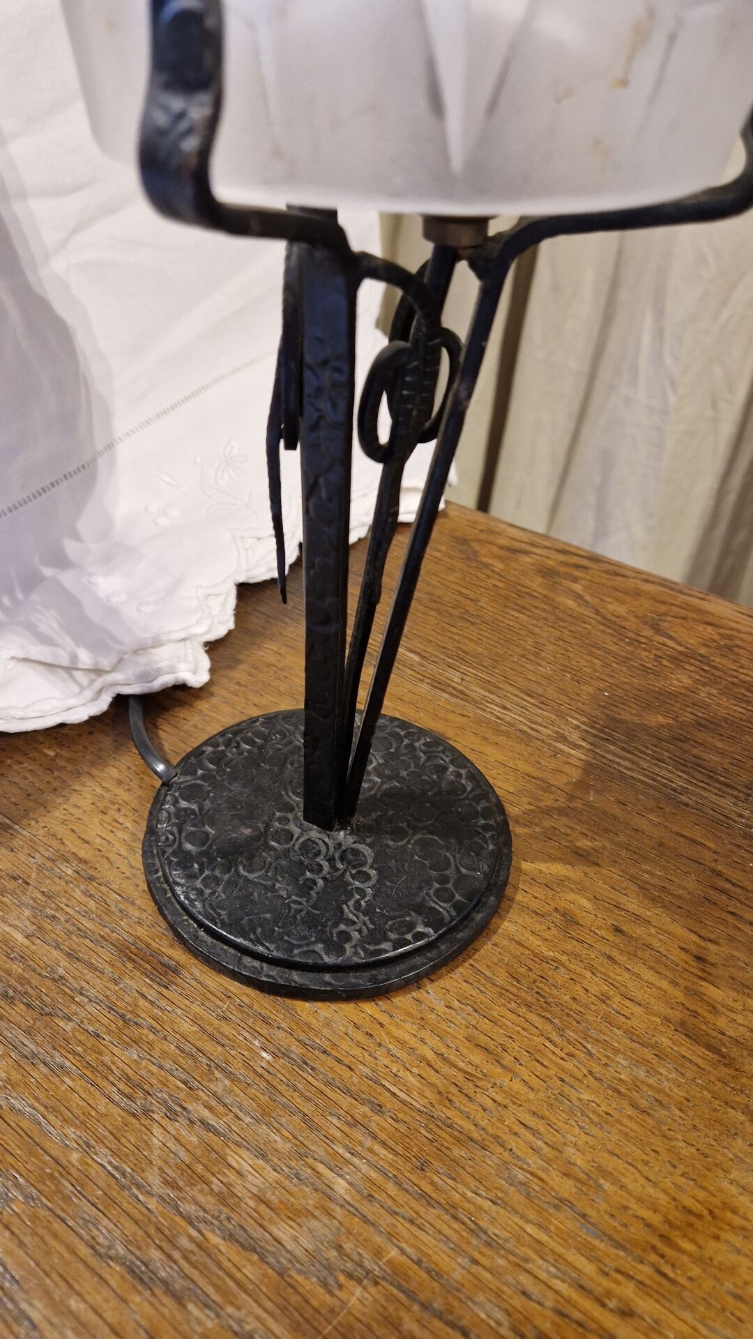 Lampe a poser vintage art déco 1930 pâte de verre et fer forgé