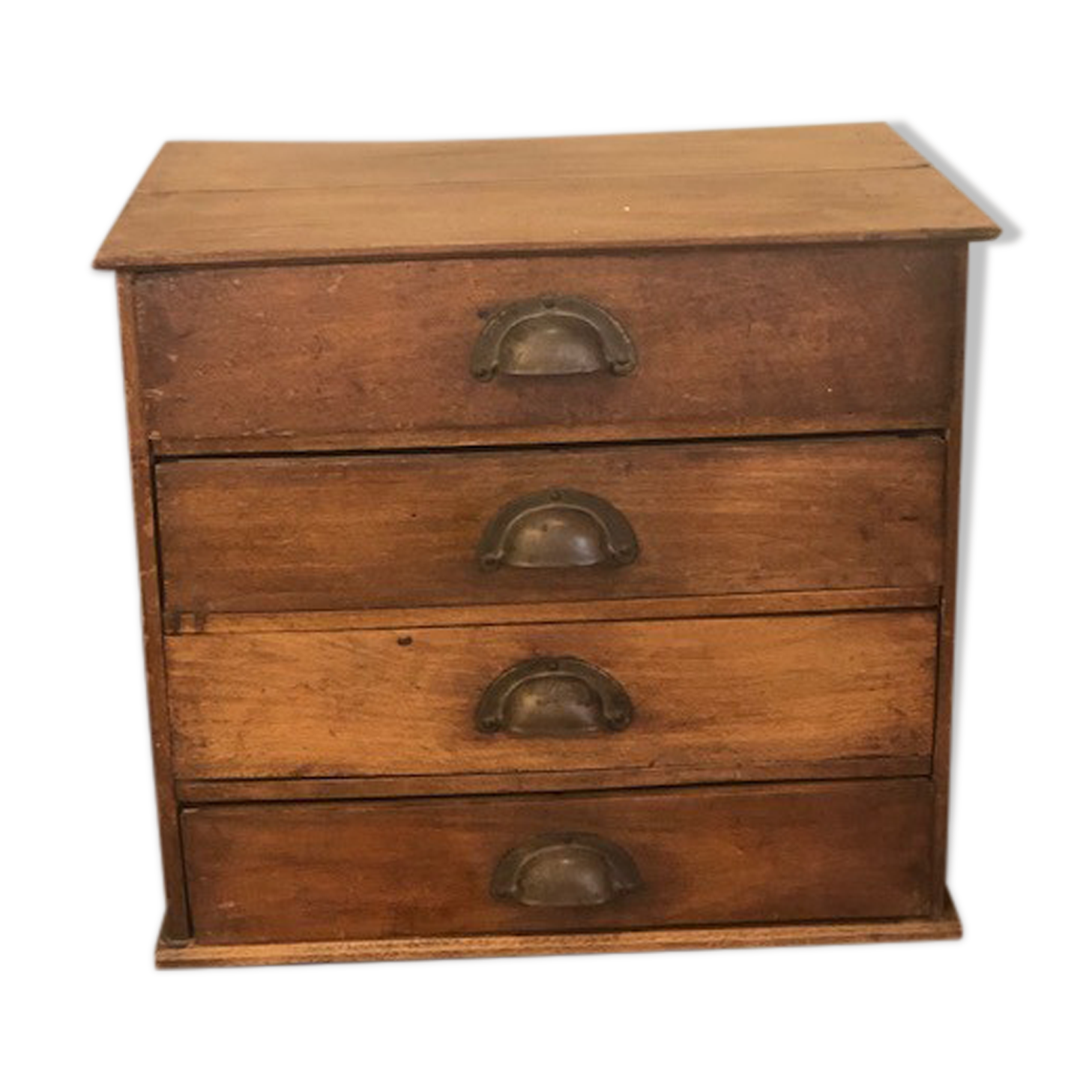 Wooden haberdashery furniture with 4 drawers