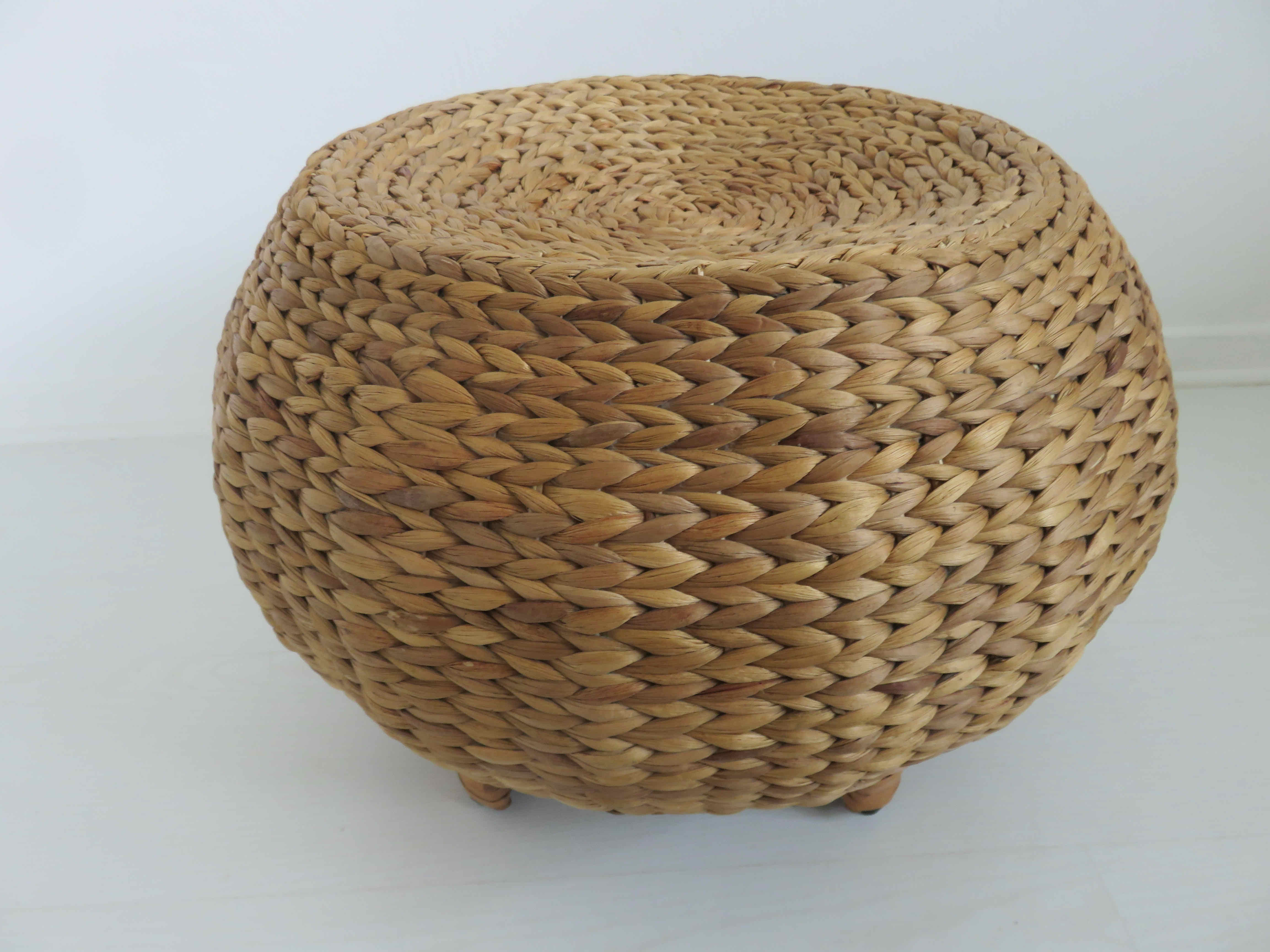 Tabouret en jonc et bambou 1970 1980