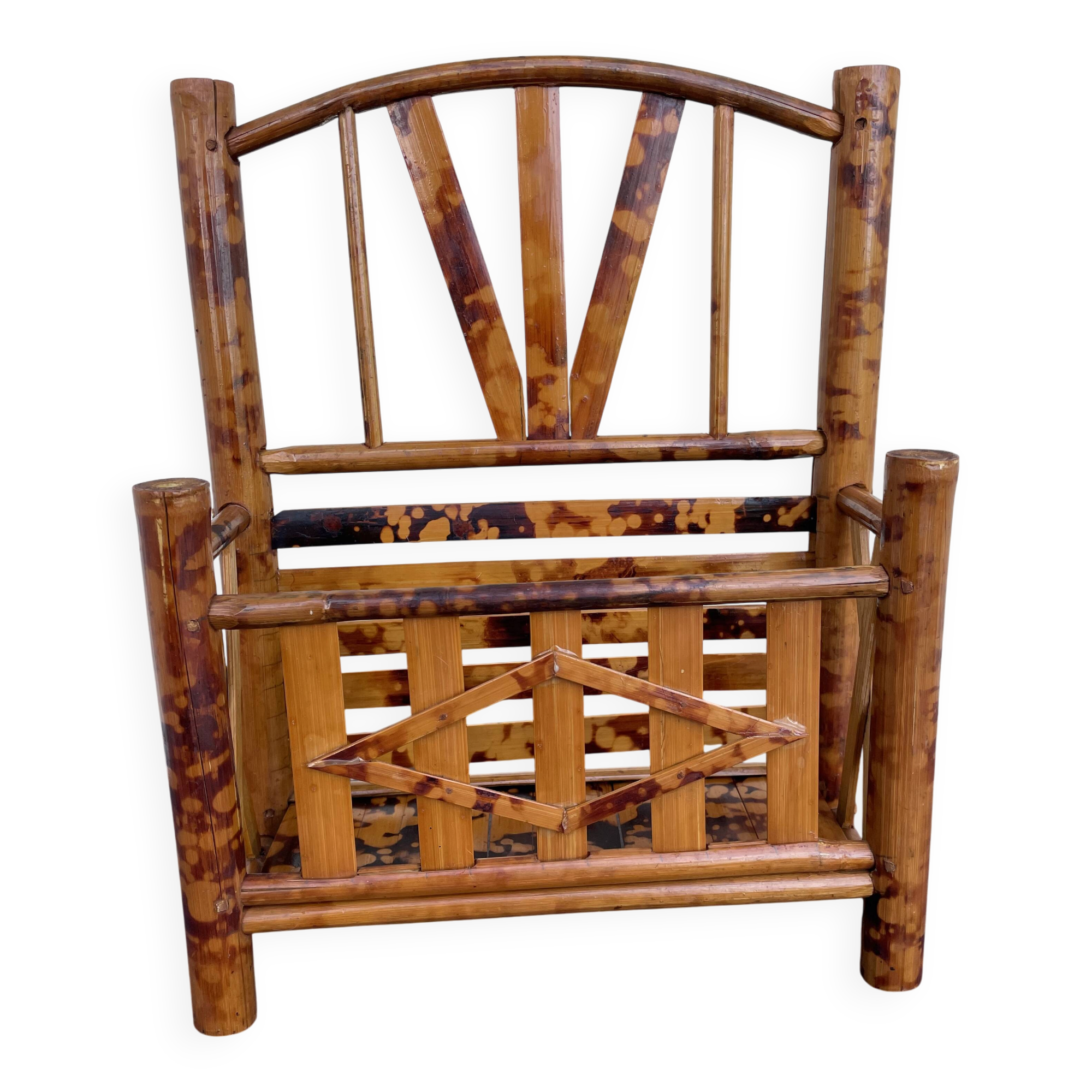 Vintage bamboo tiger wall shelf from the 70s.