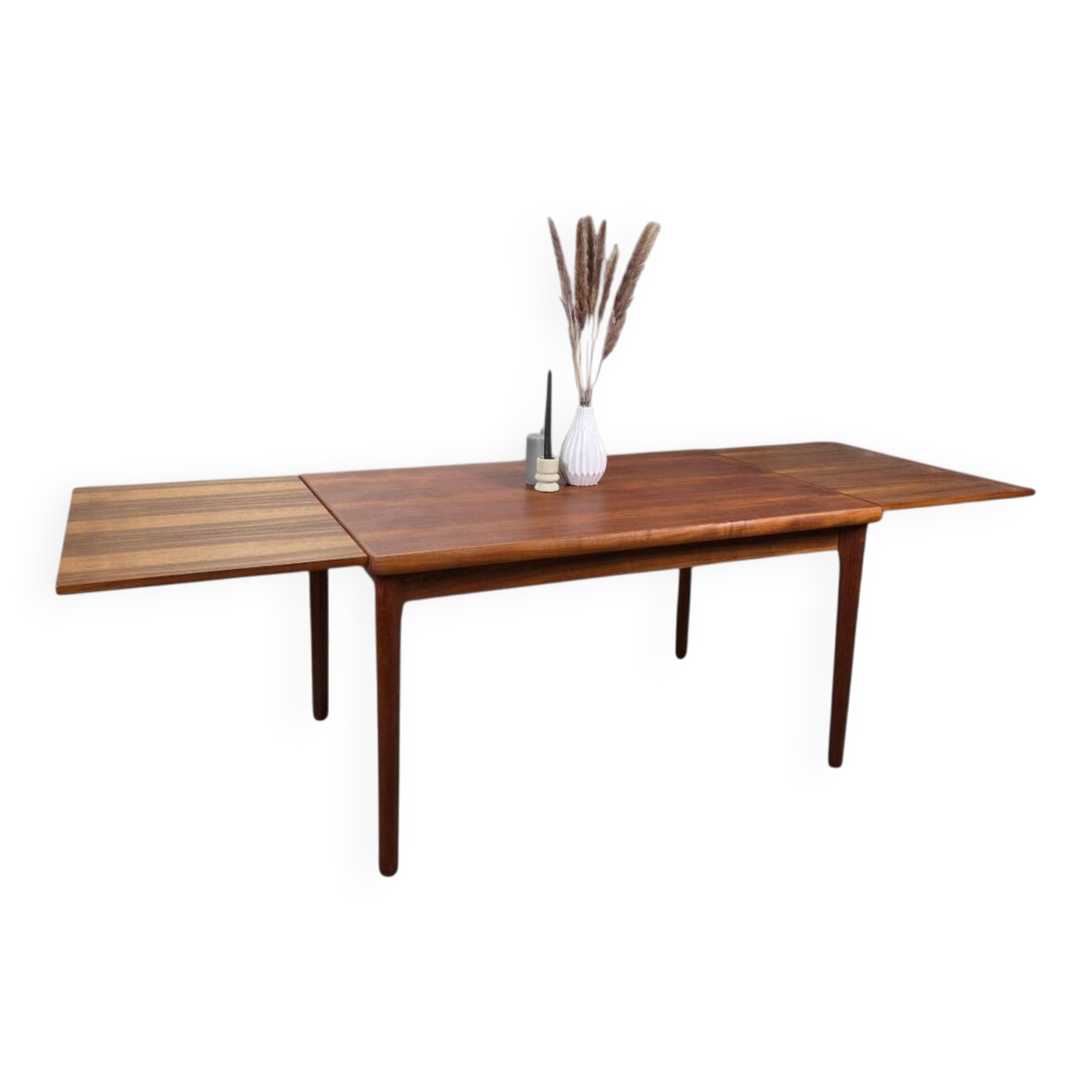 Henning Kjaernulf, Vejle vintage 1960s extendable table