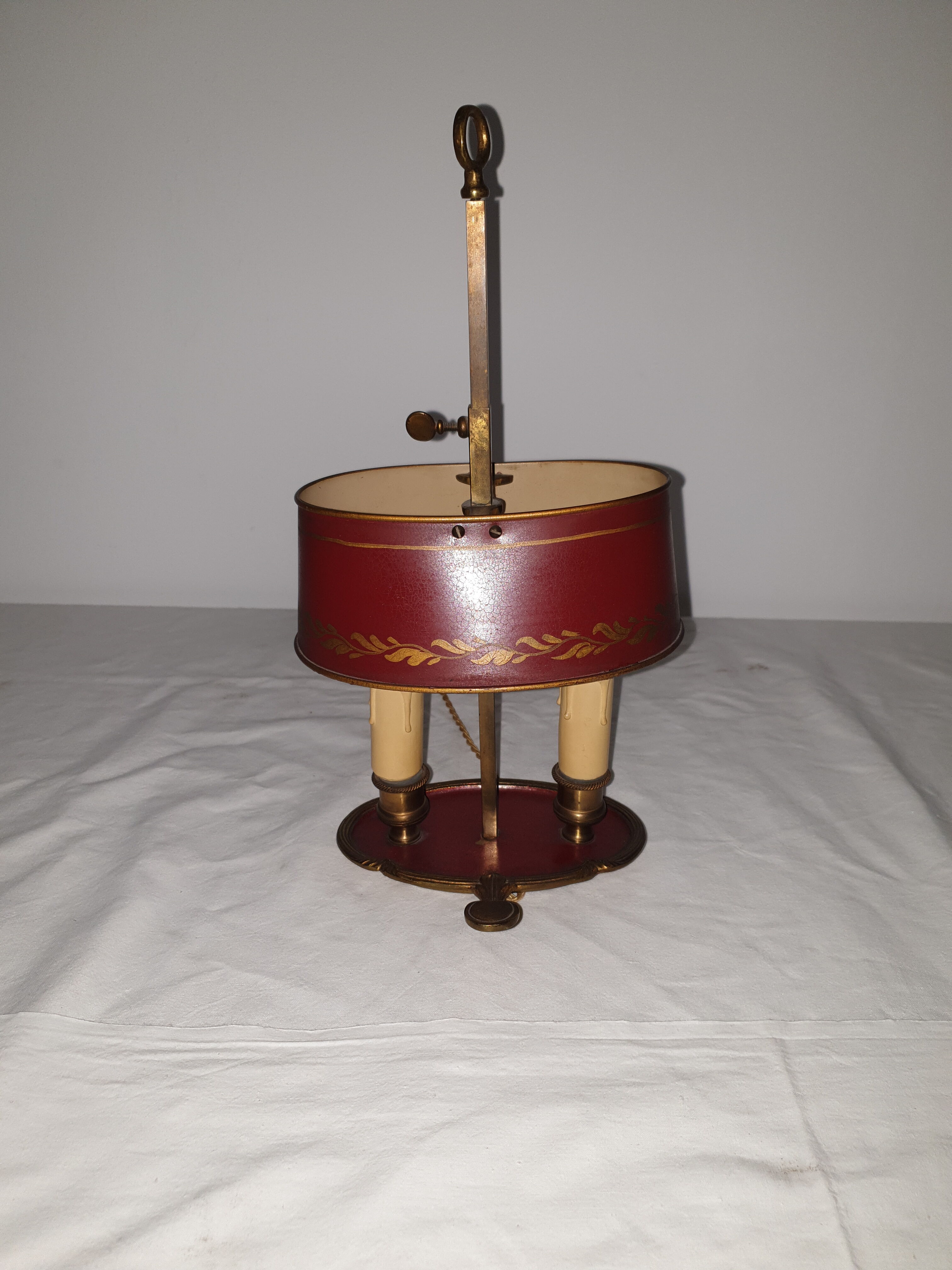 Empire-style lamp