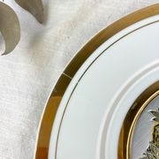 Decorative round porcelain dish "the art of chokin" made in japan