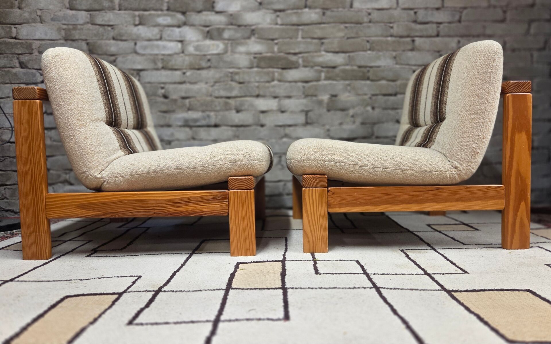 Pair of vintage 1970s armchairs in solid pine.