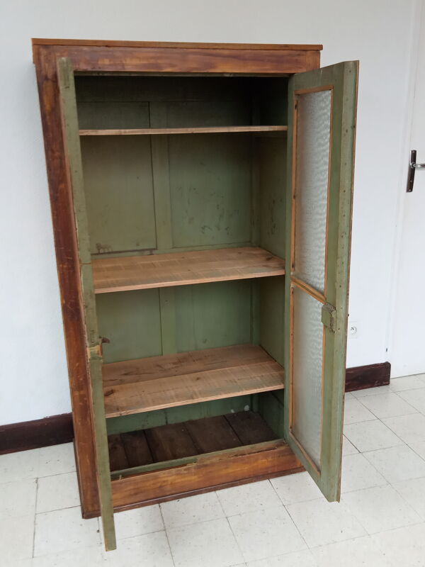 Vitrine ancienne