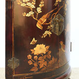 Lacquered wood notch