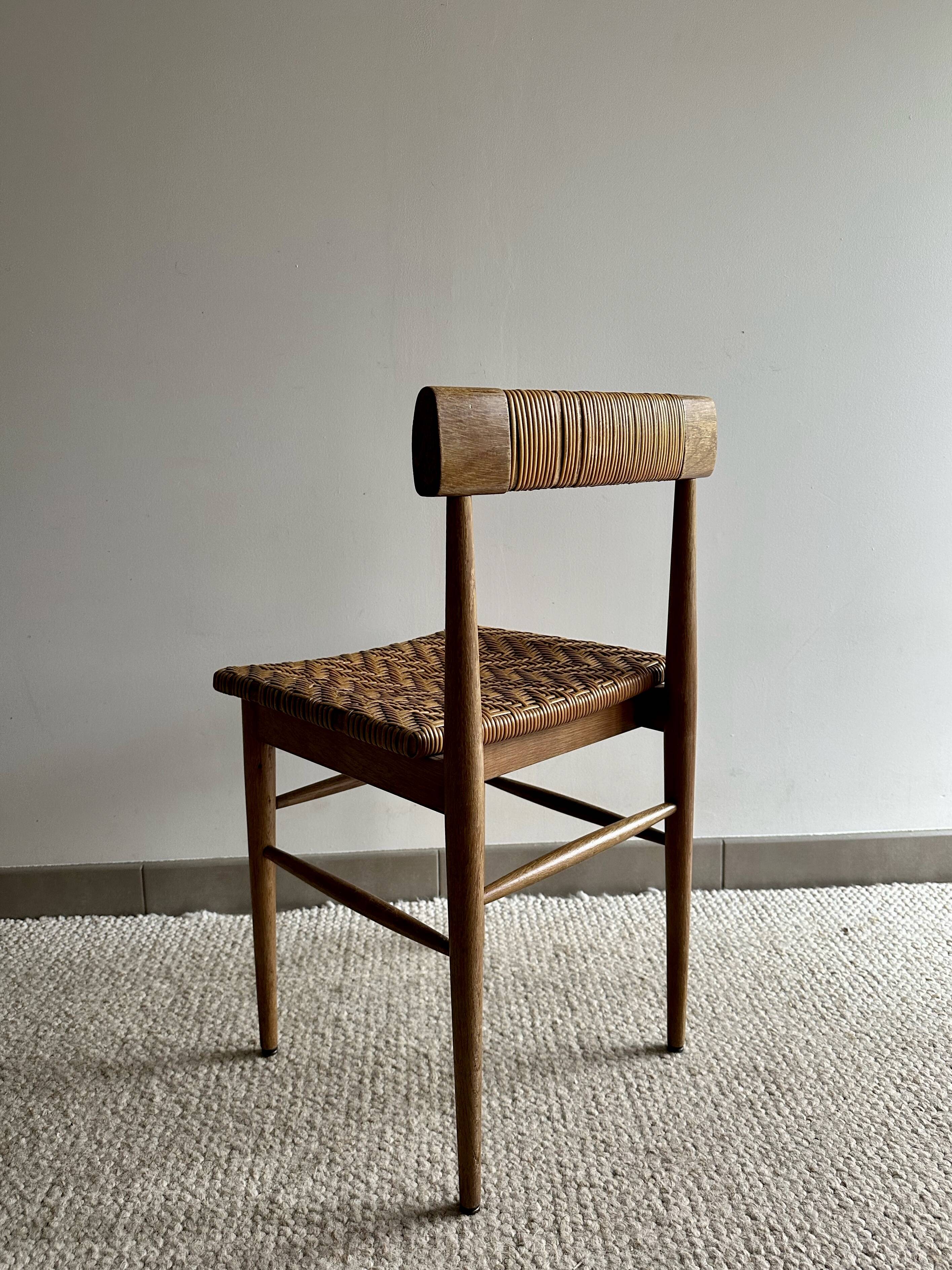 Chaise tressée vintage