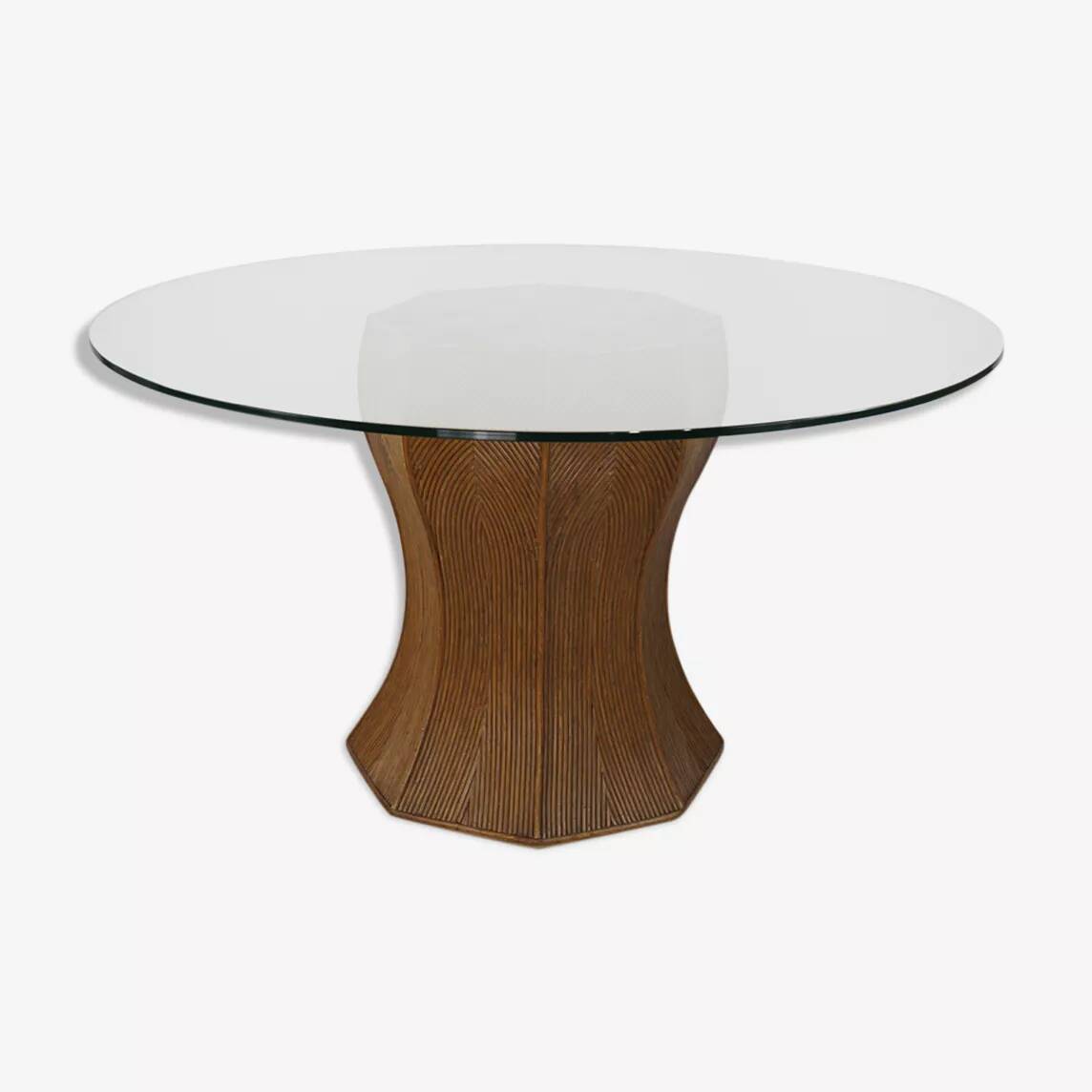 Round table from the 60s - 70s in rattan and glass