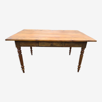 Oak farmhouse table with drawer