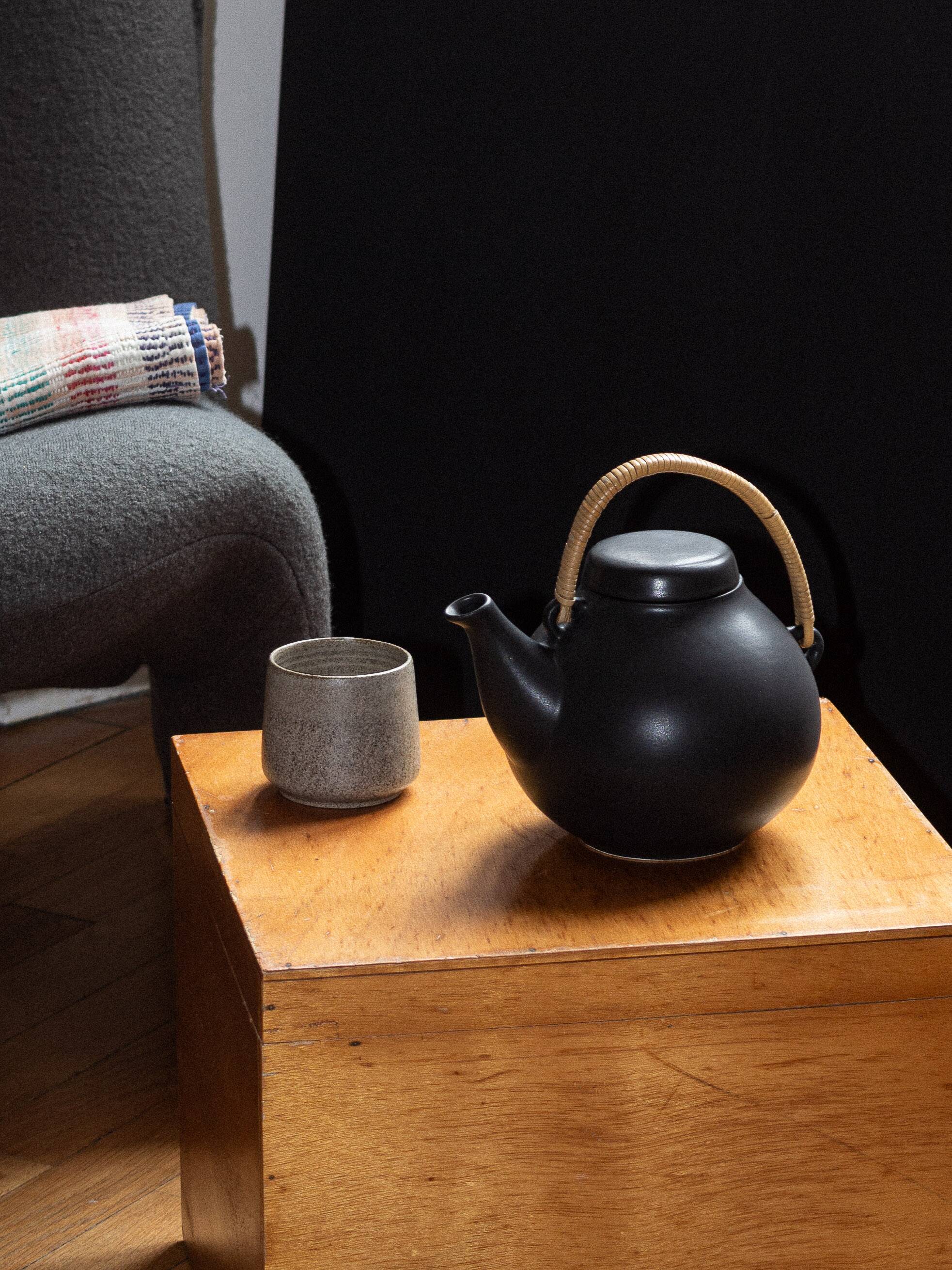 “GA3” teapot, Ulla Procopé x Arabia Finland, 50s-70s