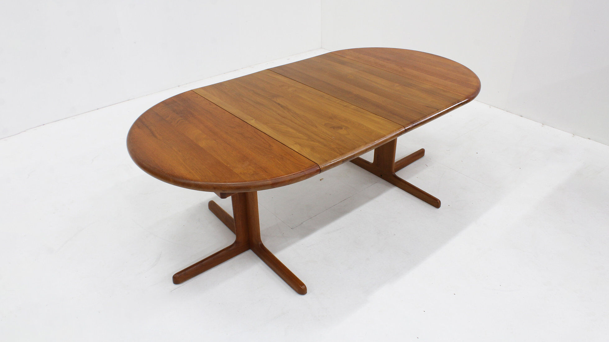 Vintage Danish round extendable dining table solid teak 1960s