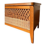 Wicker chest