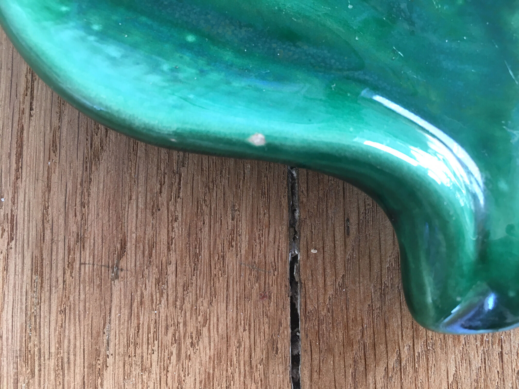 Flat ceramic sheet of vintage tbe Vallauris