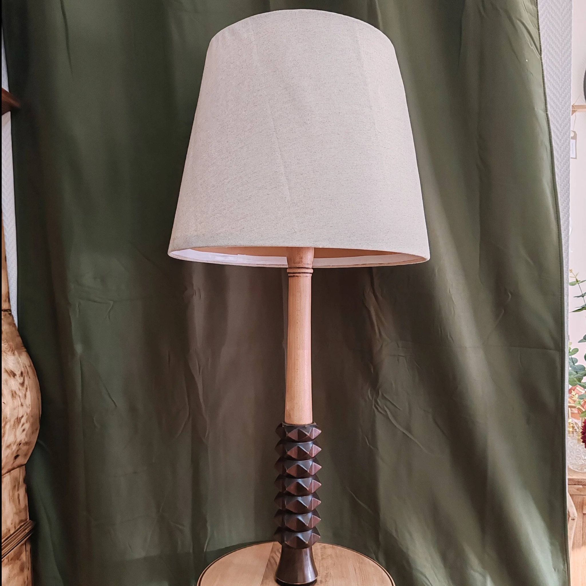 Floor lamp