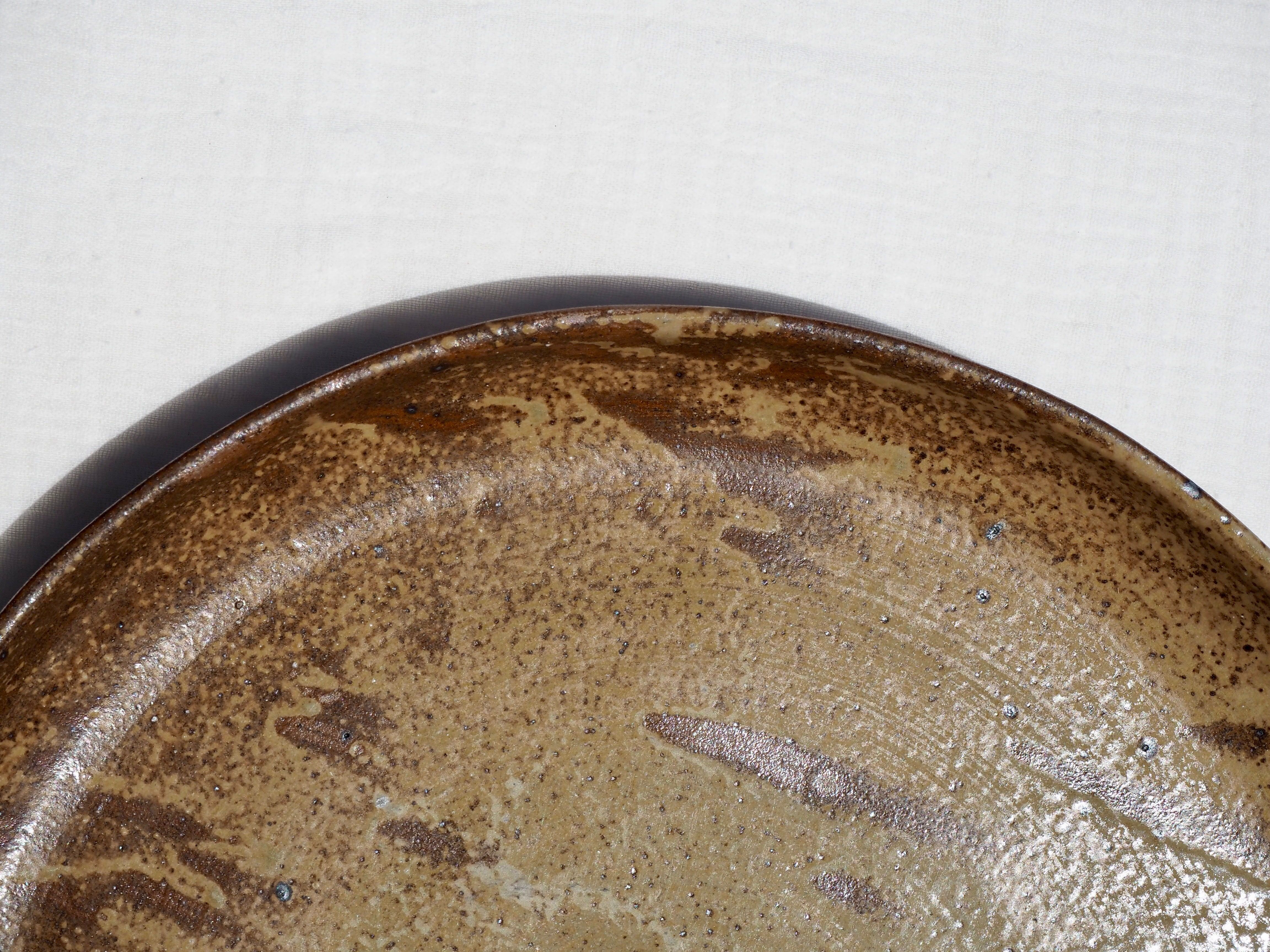 Dish in sandstone XL