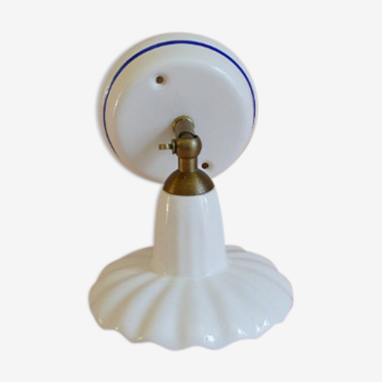 White porcelain wall lamp with blue border