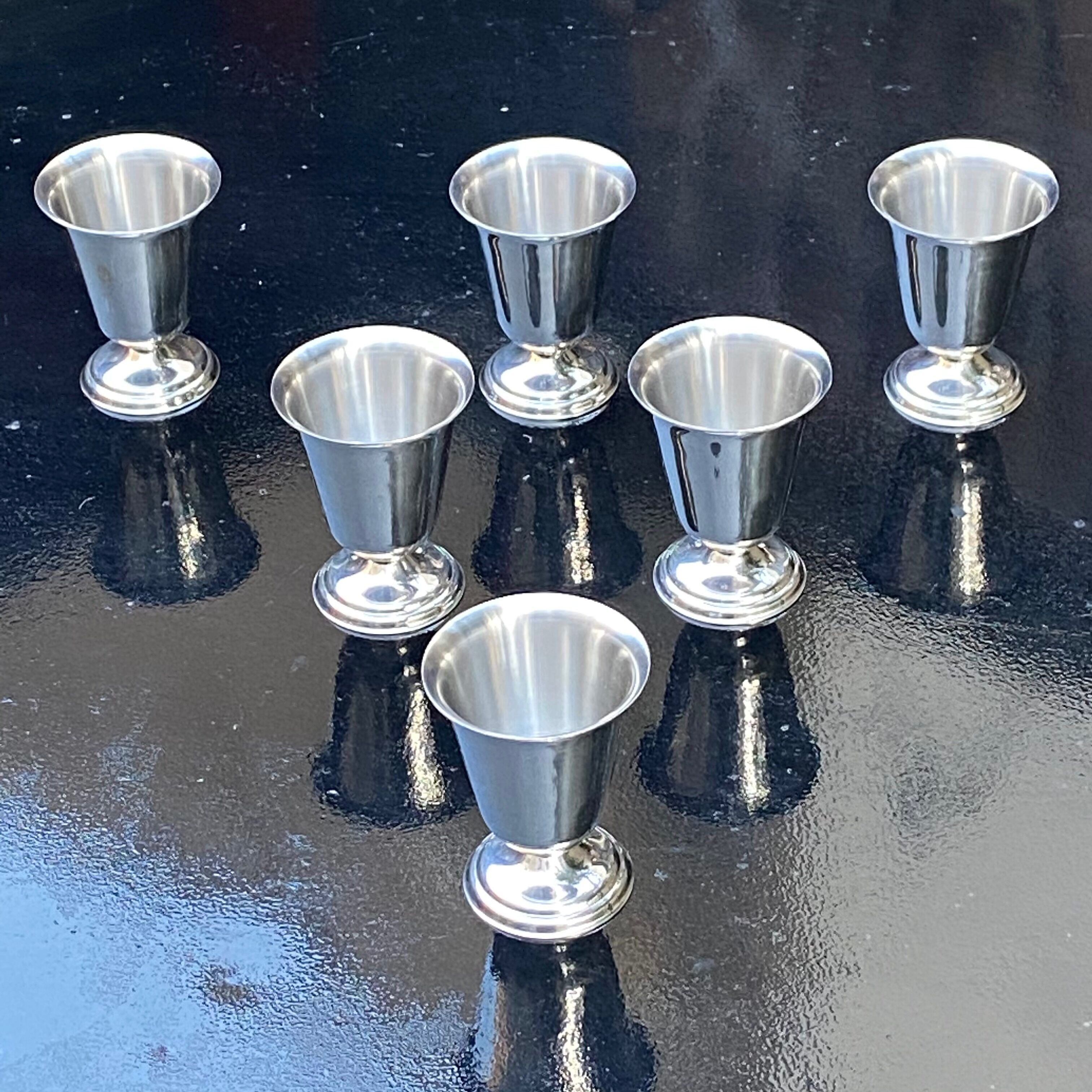 Ensemble de 6 gobelets en inox massif