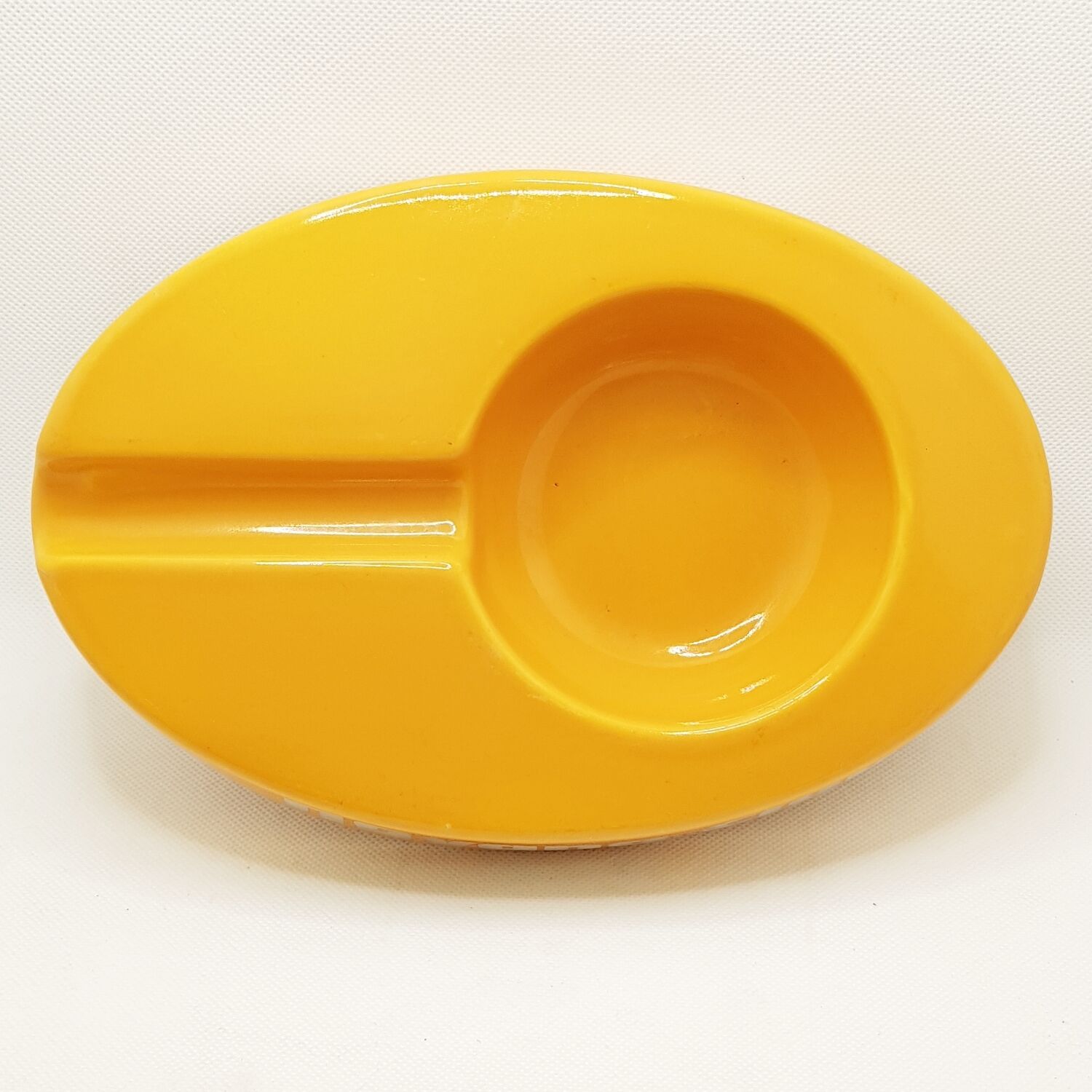 Ceramic cigar ashtray