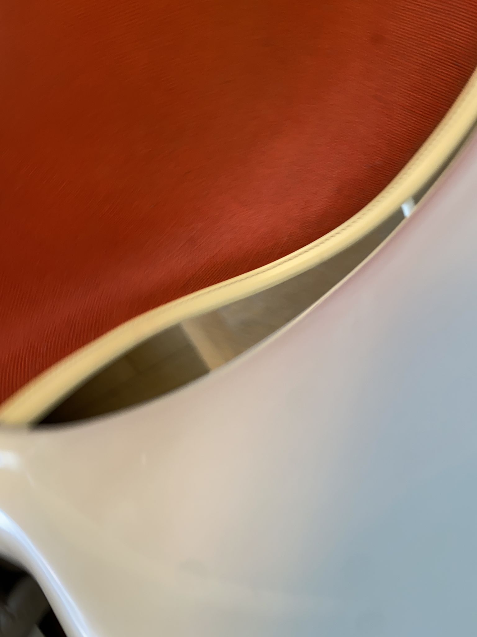 DAF Georges Nelson chair for Herman Miller. Foot la Fonda.