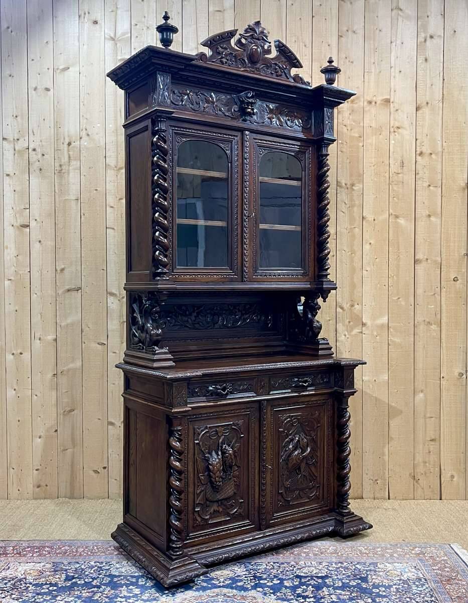 Two-part Renaissance oak buffet, 19th century