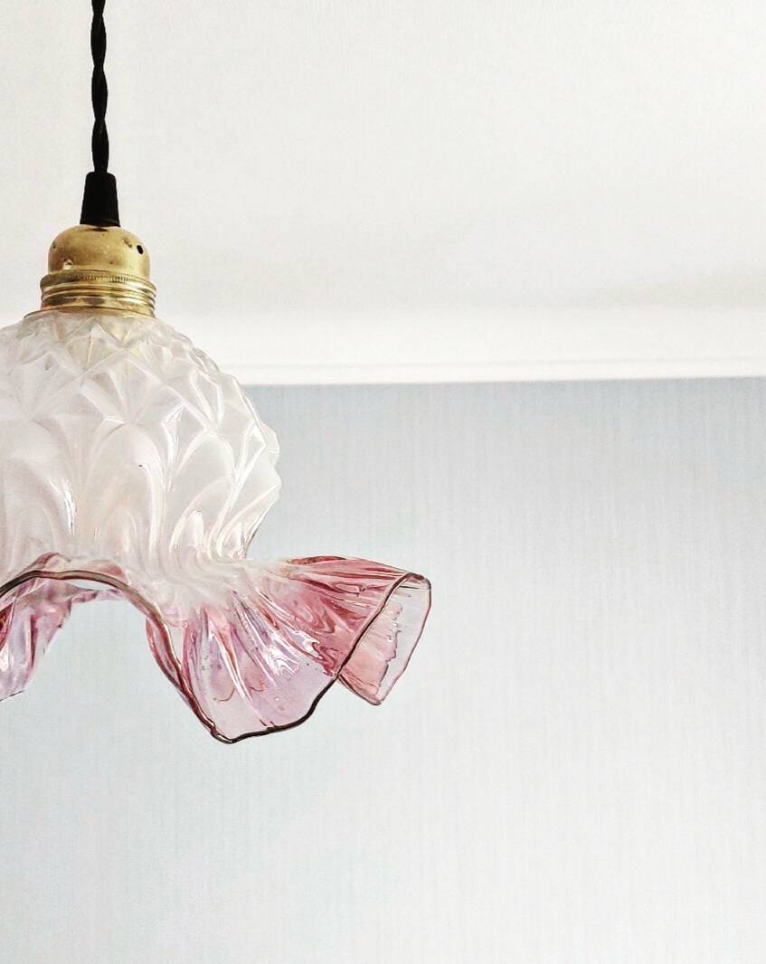 Vintage flower pendant light