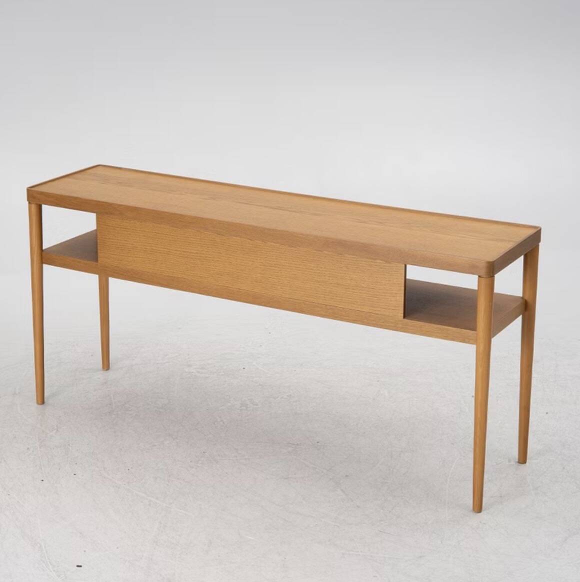 Console Ikea ‘Stockholm’ par Karin Mobring & Thomas Jolinek