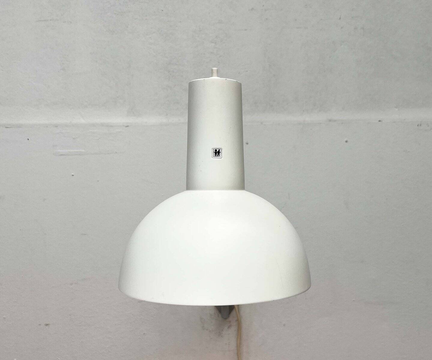 Mid-Century Modern It Task Wall Lamp from Louis Poulsen, 1970s