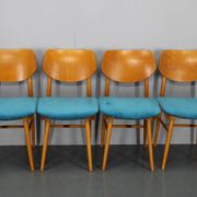 Ensemble de quatre chaises de salle à manger en hêtre des années 1970 par TON, Tchécoslovaquie