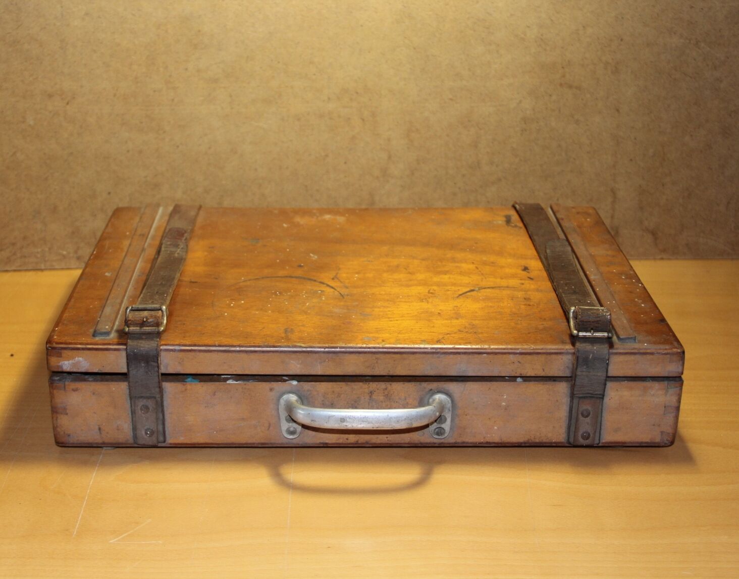 Painter's briefcase