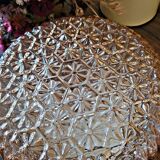 Grand plafonnier ou applique vintage en verre moulé teinté avec décor de fleurs